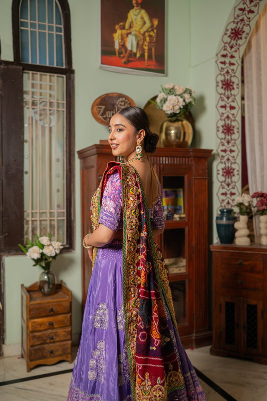 Red Pure Ojariya Bandhej Chunari with Gota Patti Thread Sequins and Beads Work