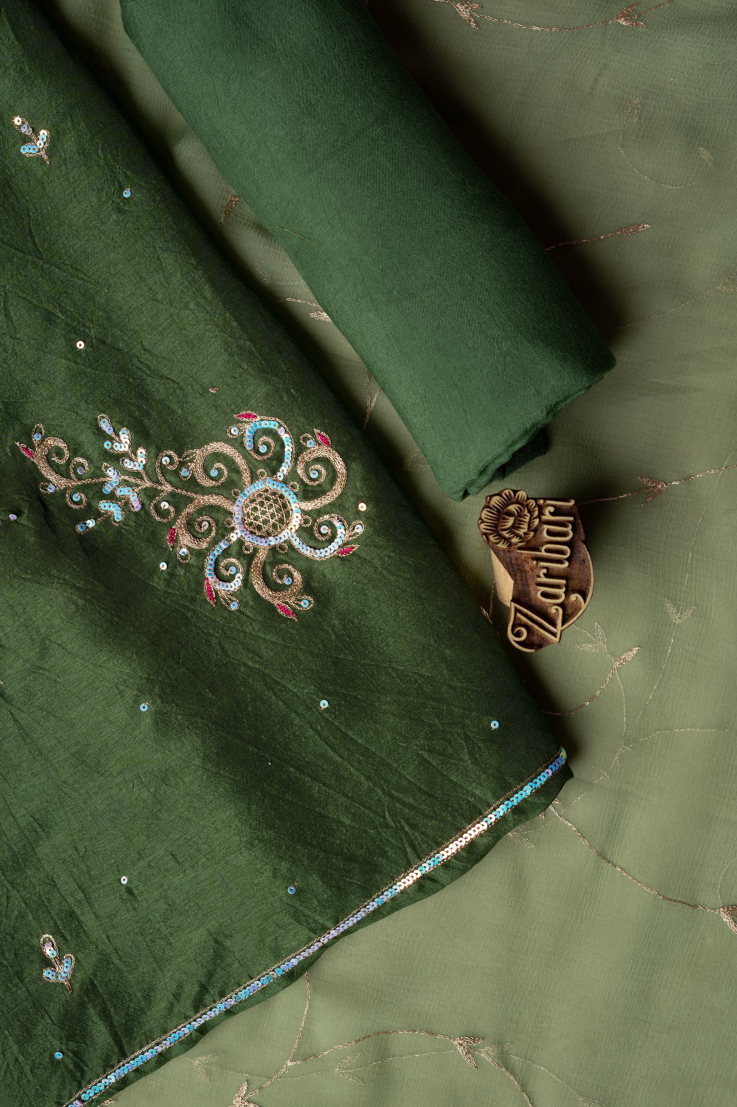 Mungiya Green Zari Chakari Butta Russian Silk Unstitched Suit