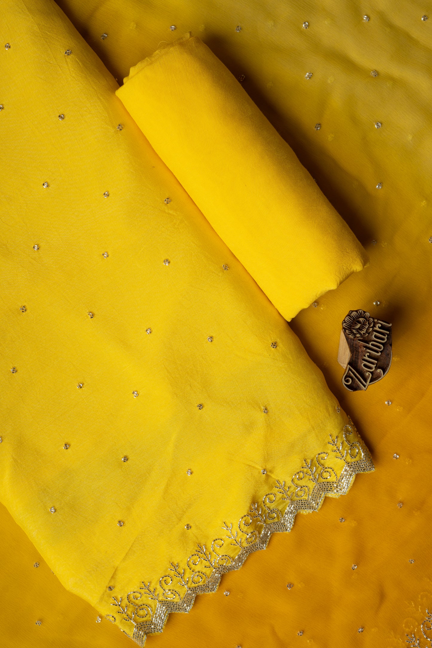 Yellow Cut Work Daman Border Russian Silk D5 Unstitched Suit