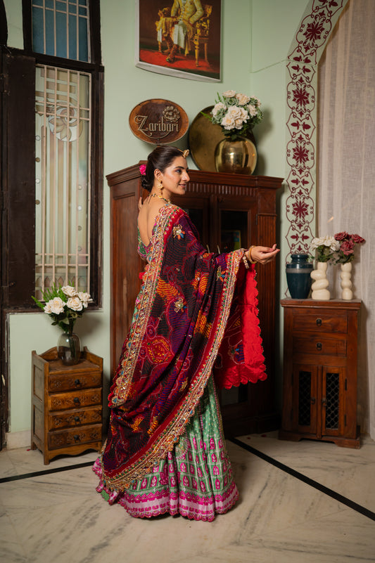 Maroon Pure Ojariya Bandhej Chunari with Marodi Kardana Sequins Beads Work