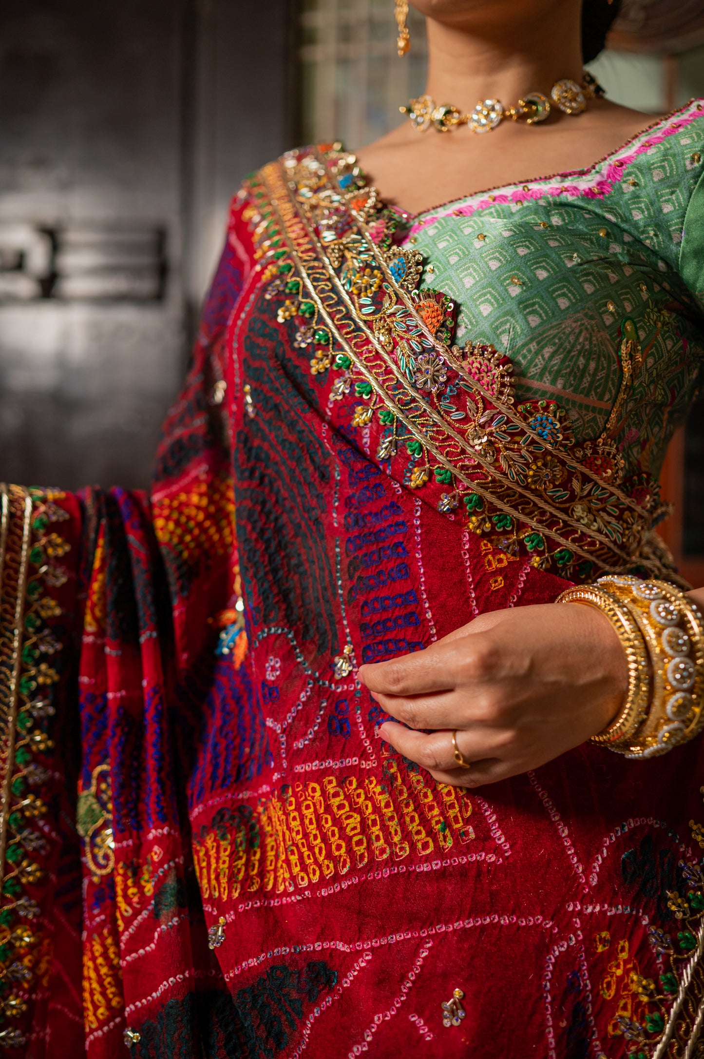 Maroon Pure Ojariya Bandhej Chunari with Marodi Kardana Sequins Beads Work