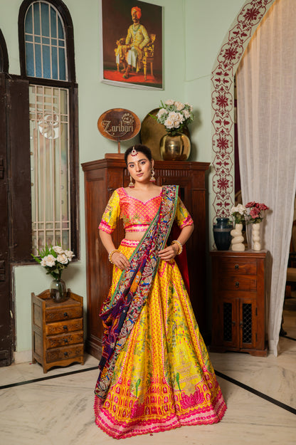 Red Pure Ojariya Bandhej Chunari with Zardozi Bird Motifs Thread Sequins Work