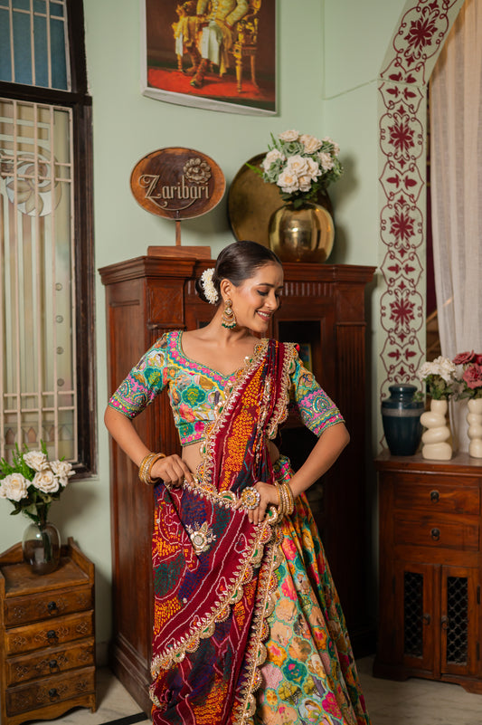 Red Pure Ojariya Bandhej Chunari with Zardozi Thread Kardana Sequins Work